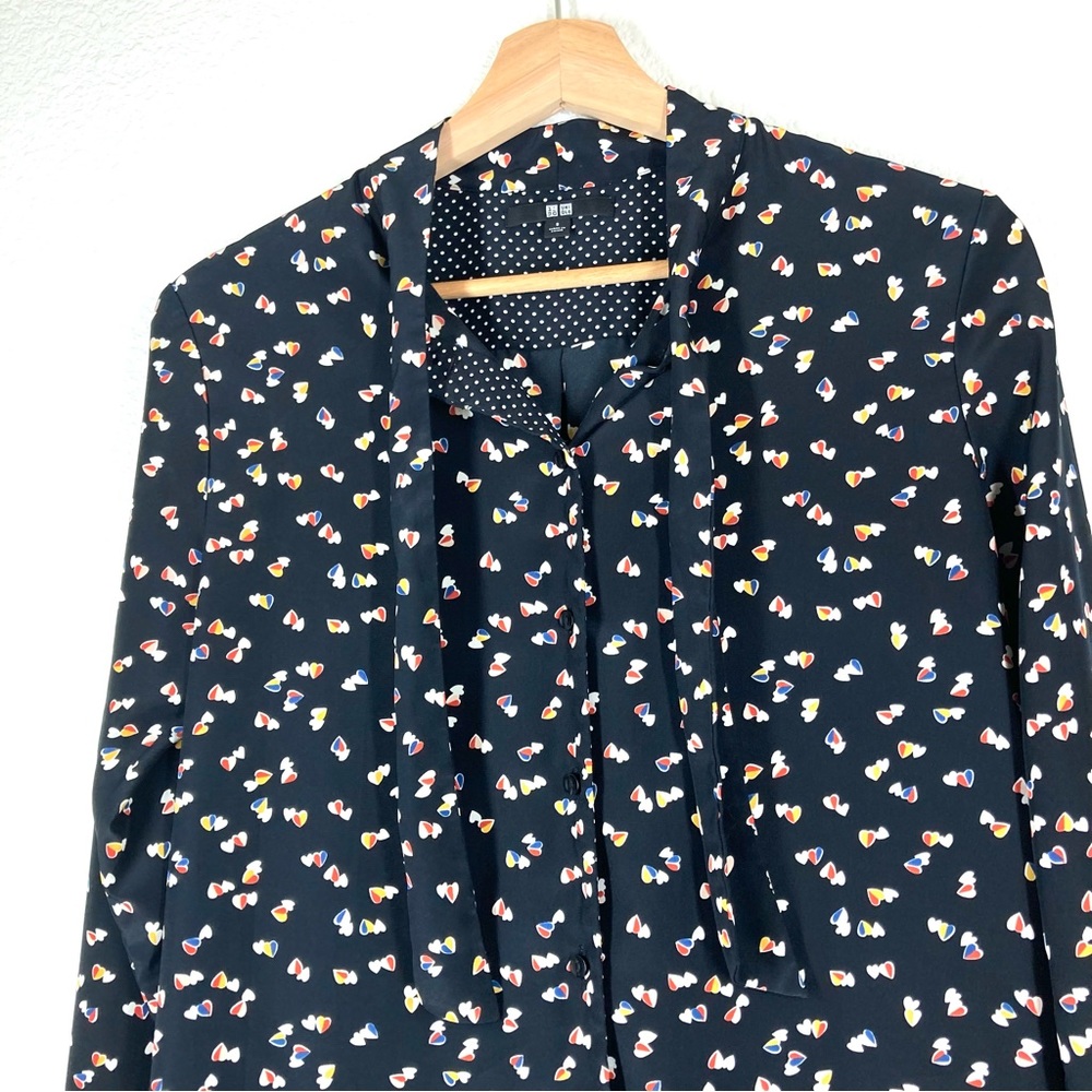 Uniqlo Shirt Long sleeves  Heart Print Tie Neck Blouse Small Black Button Down - Picture 11 of 15